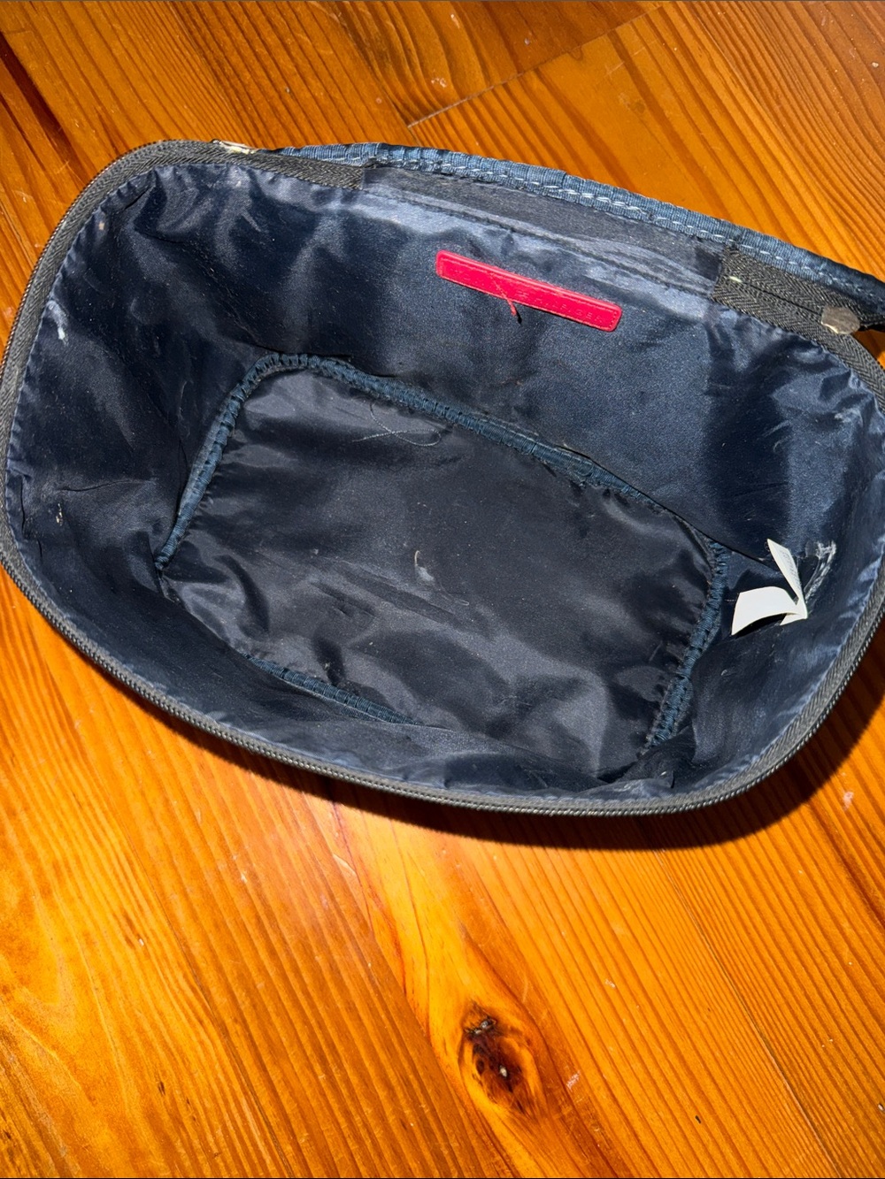 Tommy Hilfiger Black and White Striped Toiletry Bag - Picture 2 of 3